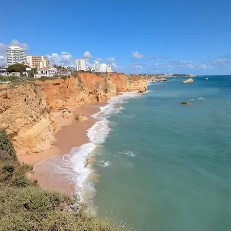 Da Rocha Costa Azul