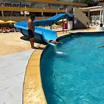 Da Rocha Costa Azul