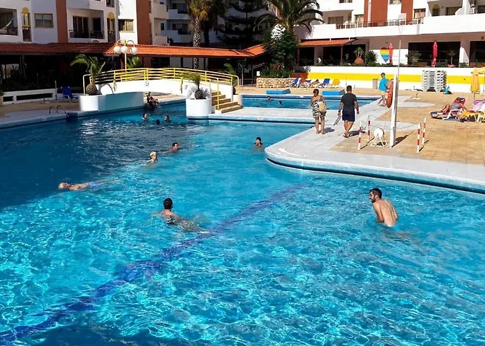 Daire Da Rocha Costa Azul *